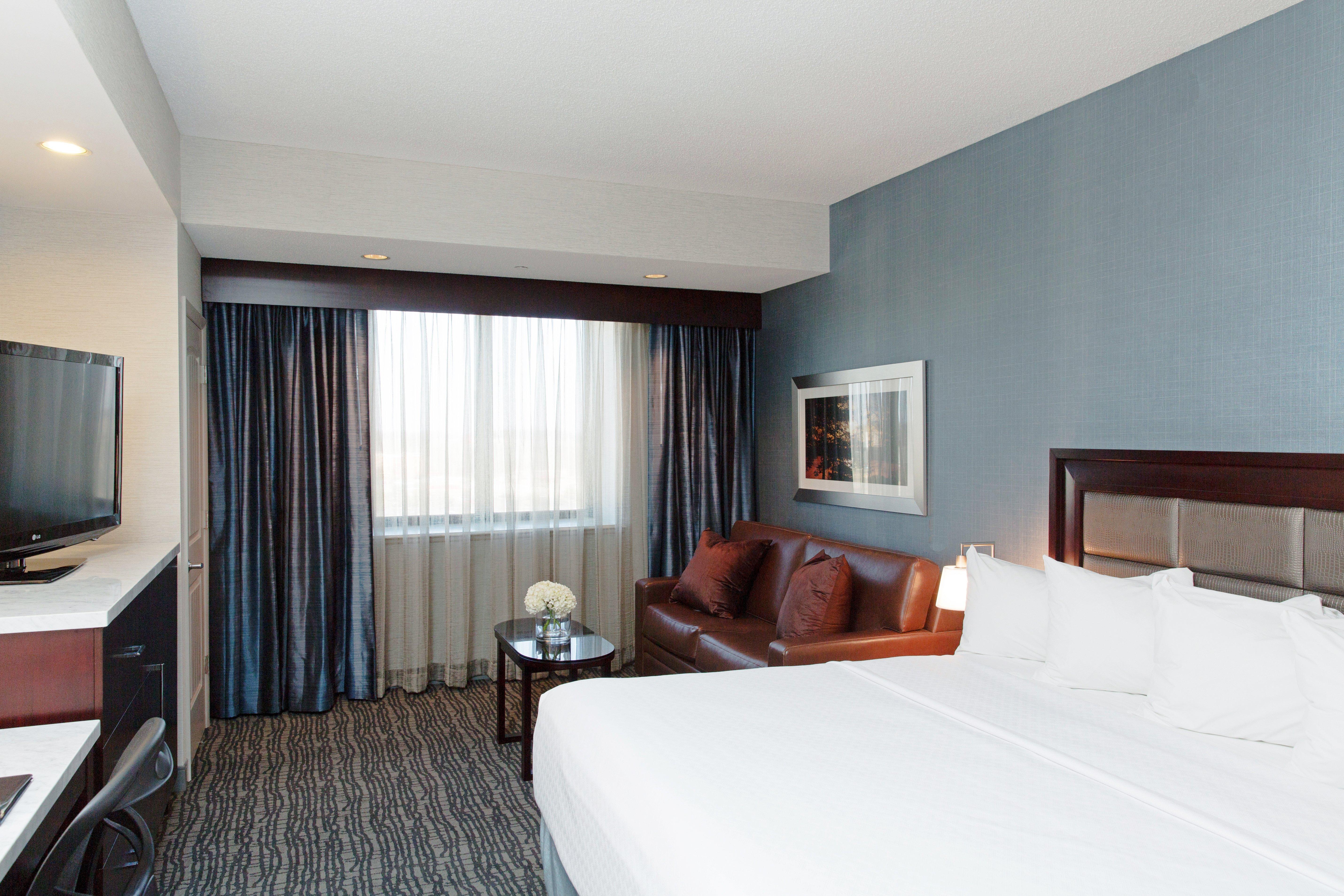 Отель Crowne Plaza Springfield Convention Center By Ihg Экстерьер фото